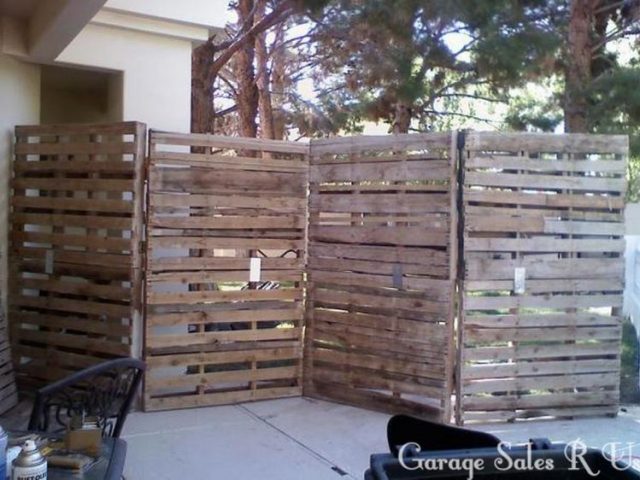 85+ GREAT BACKYARD WOODEN PRIVACY FENCE DESIGN IDEAS - Page 15 of 88